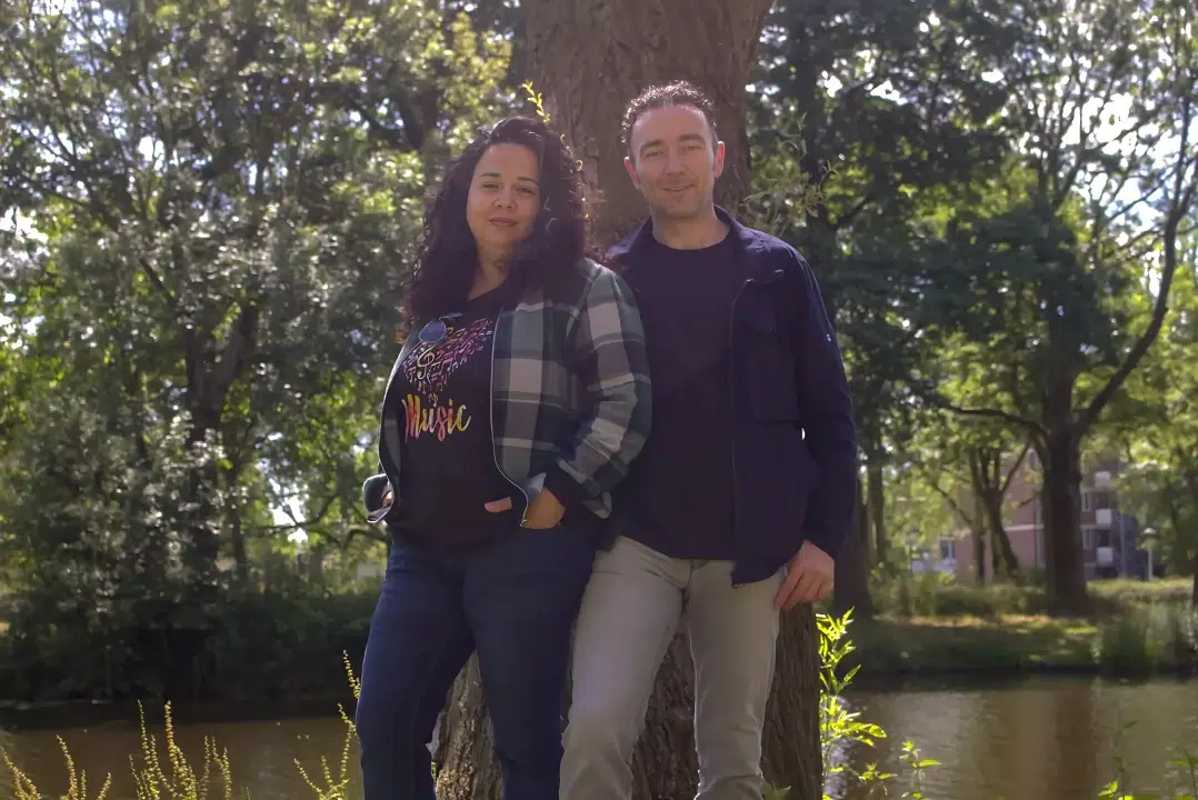 Shahera el Katib (Psychologin, BIG-registriert) und William Bolle (SSP/RRP-Therapeut) — das Team hinter SoundTherapy